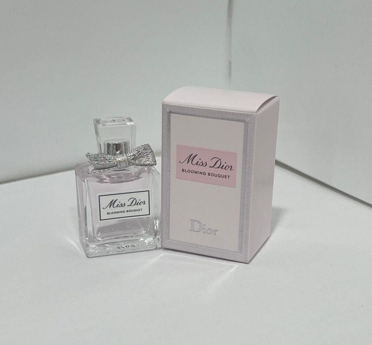 Miss Dior Blooming Bouquet Eau de Toilette – Mini (5ml / 0.17 fl oz)
